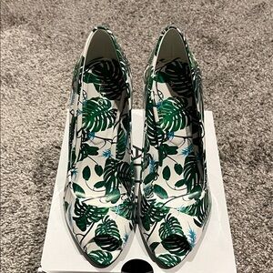 Aldo Green Leaf Print Women's Heels